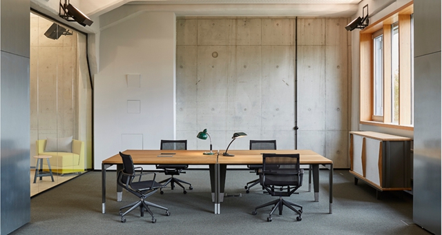 簡約風(fēng)辦公室裝修設(shè)計(jì),現(xiàn)代辦公裝修風(fēng)格,廣州裝飾公司,海博裝飾.jpg 簡約風(fēng)辦公室裝修設(shè)計(jì),現(xiàn)代辦公裝修風(fēng)格,廣州裝飾公司,海博裝飾.jpg