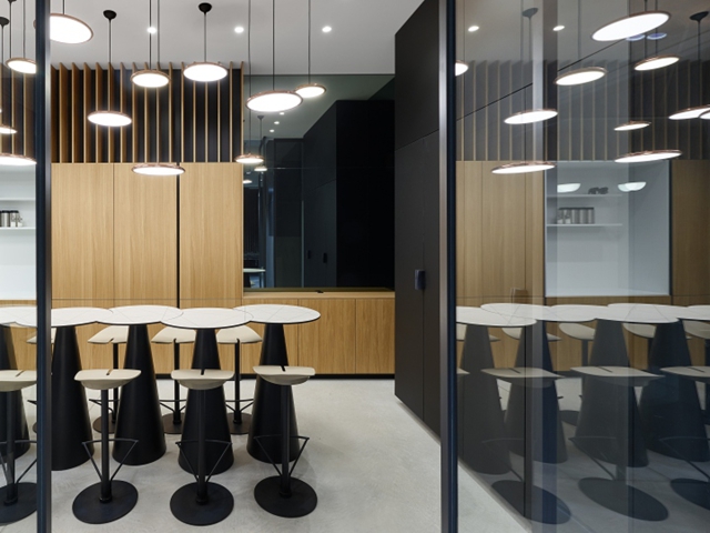 簡約風(fēng)辦公室裝修設(shè)計(jì),辦公室設(shè)計(jì),廣州裝飾公司,海博裝飾.jpg 簡約風(fēng)辦公室裝修設(shè)計(jì),辦公室設(shè)計(jì),廣州裝飾公司,海博裝飾.jpg