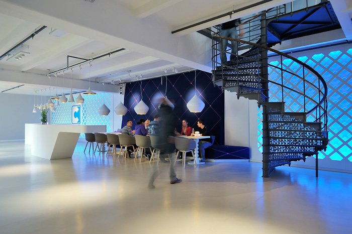 辦公室裝修風格,廣州裝飾公司,冷色調辦公室設計,海博裝飾.jpg 辦公室裝修風格,廣州裝飾公司,冷色調辦公室設計,海博裝飾.jpg