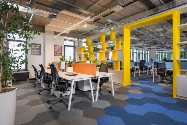 創(chuàng)意辦公室裝修設(shè)計.jpg 創(chuàng)意辦公室裝修設(shè)計.jpg