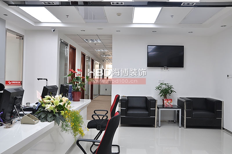 金融投資公司辦公室裝修設計.jpg 金融投資公司辦公室裝修設計.jpg